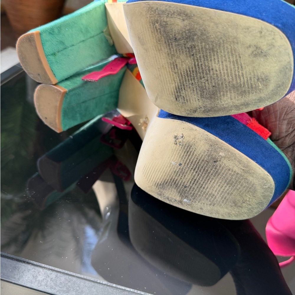 Unique Vintage Multicolor Striped Heels - Picture 7 of 7